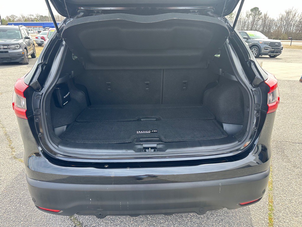 2022 Nissan Rogue Image 10
