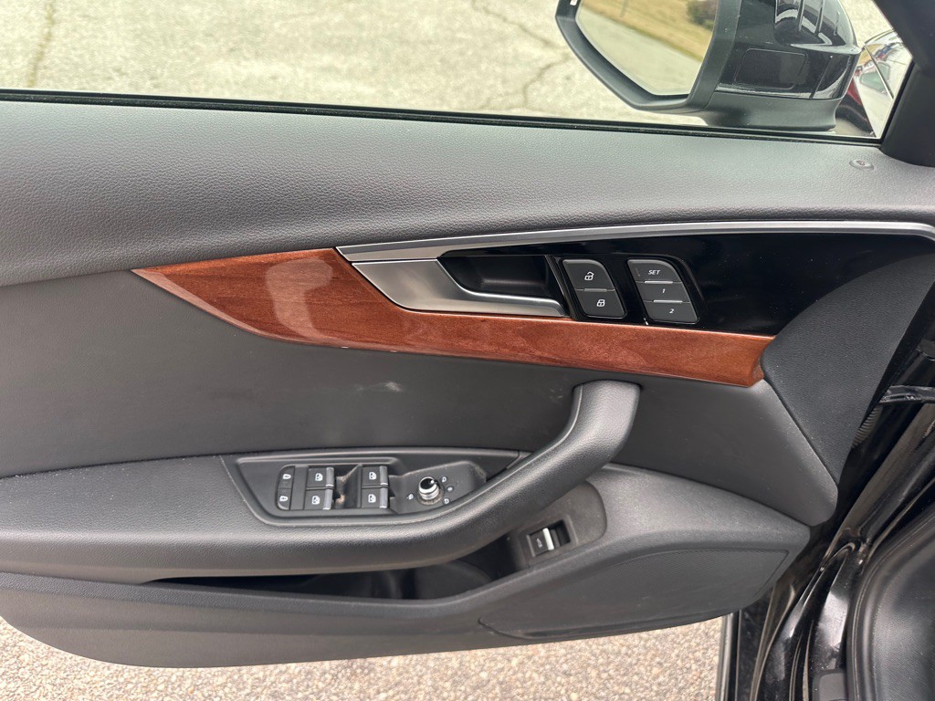 2021 Audi A4 Image 12