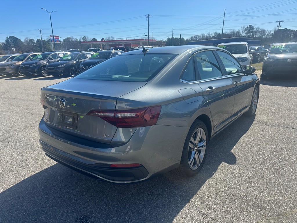 2024 Volkswagen Jetta Image 5