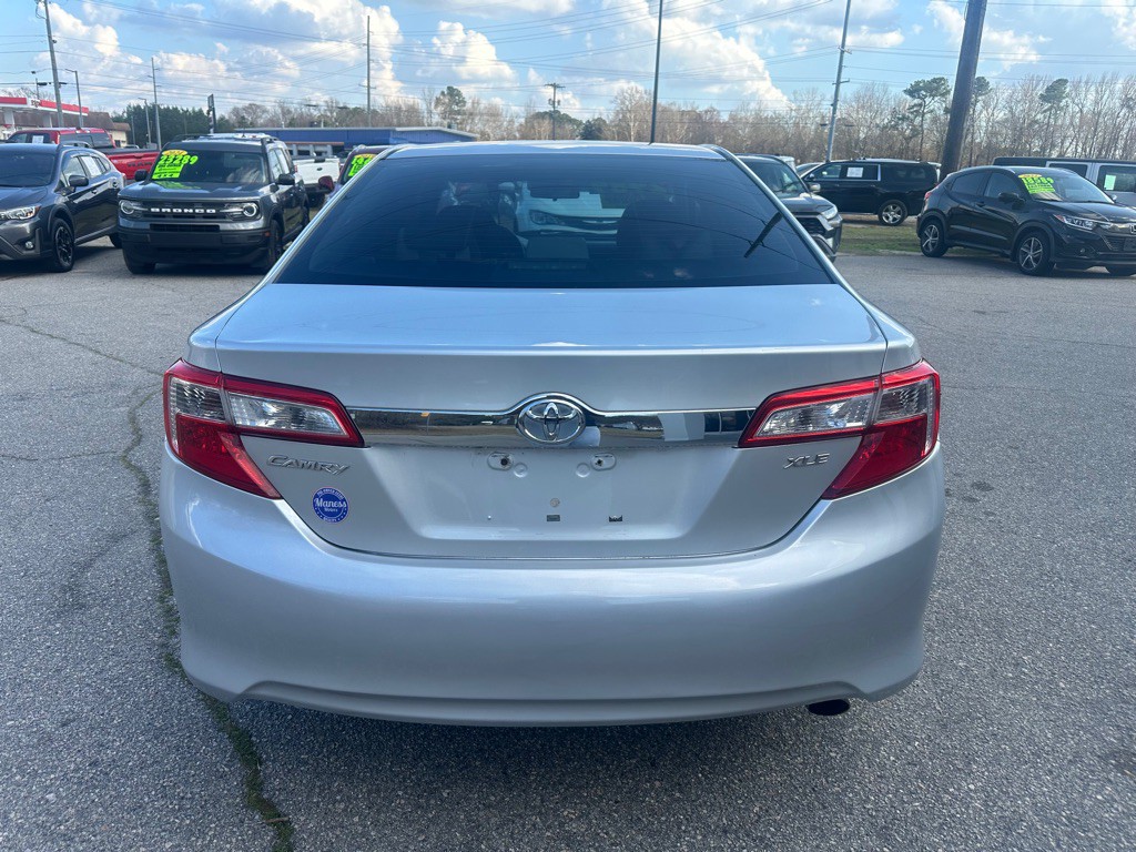 2013 Toyota Camry Image 4