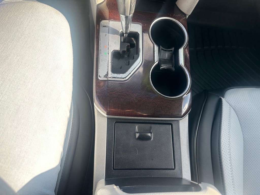 2013 Toyota Camry Image 13