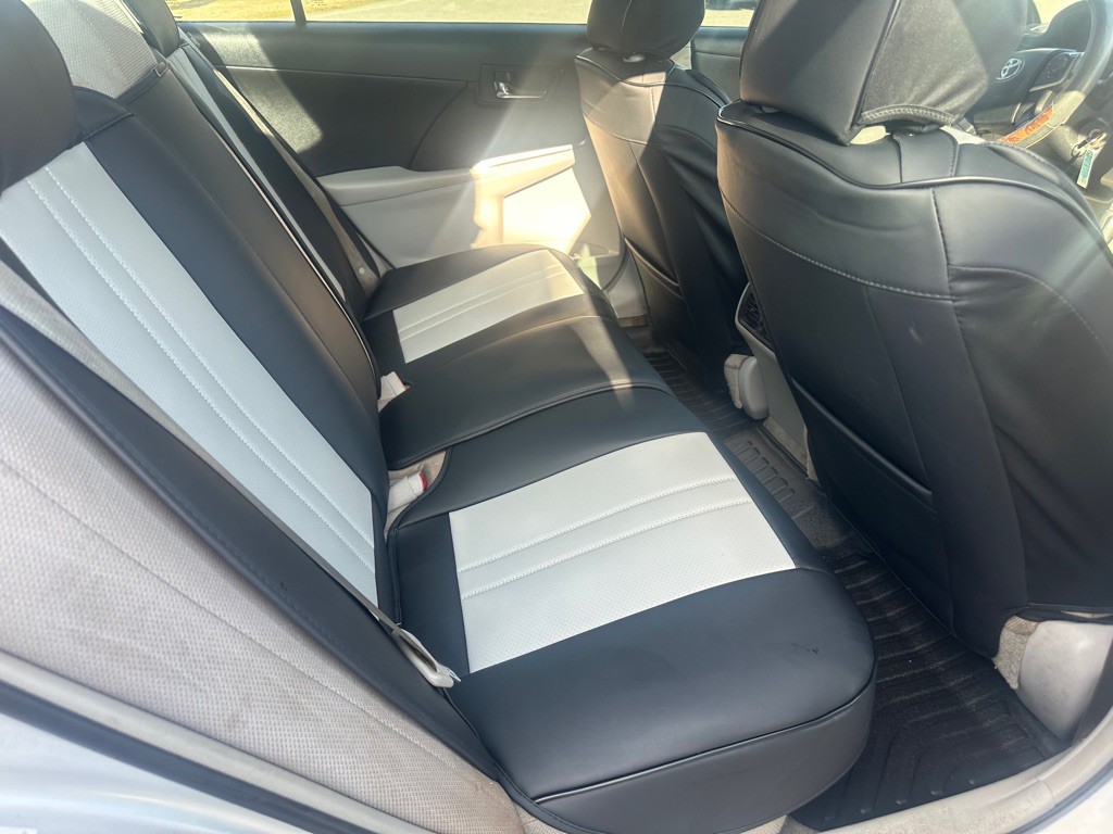 2013 Toyota Camry Image 20