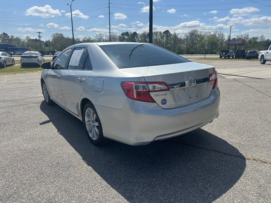 2013 Toyota Camry Image 3