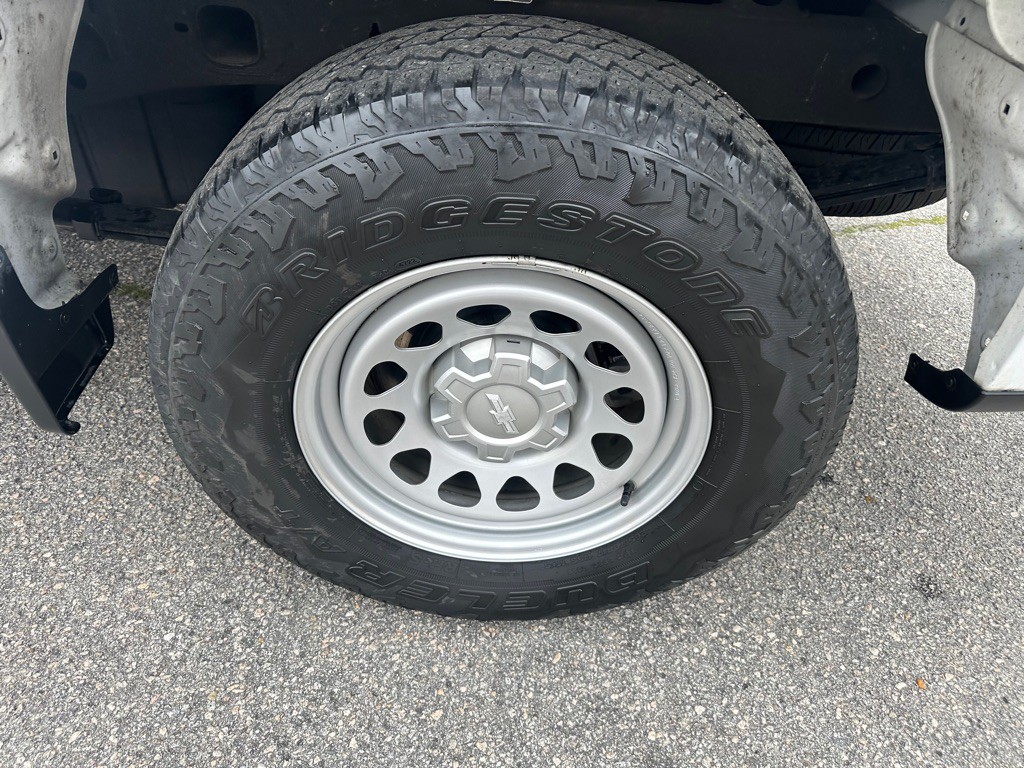 2023 Chevrolet Silverado 1500 Image 9