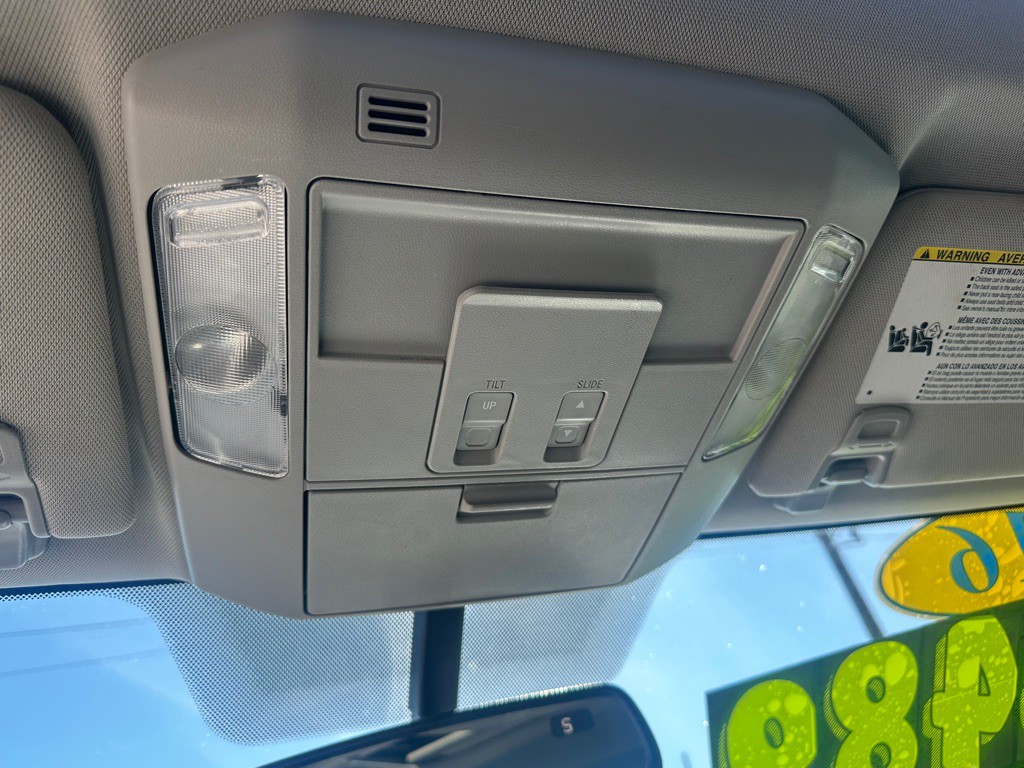 2016 Toyota Tundra Image 18