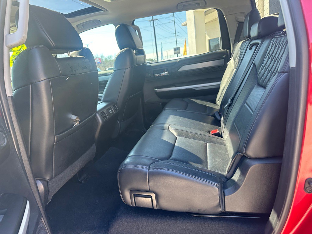 2016 Toyota Tundra Image 20