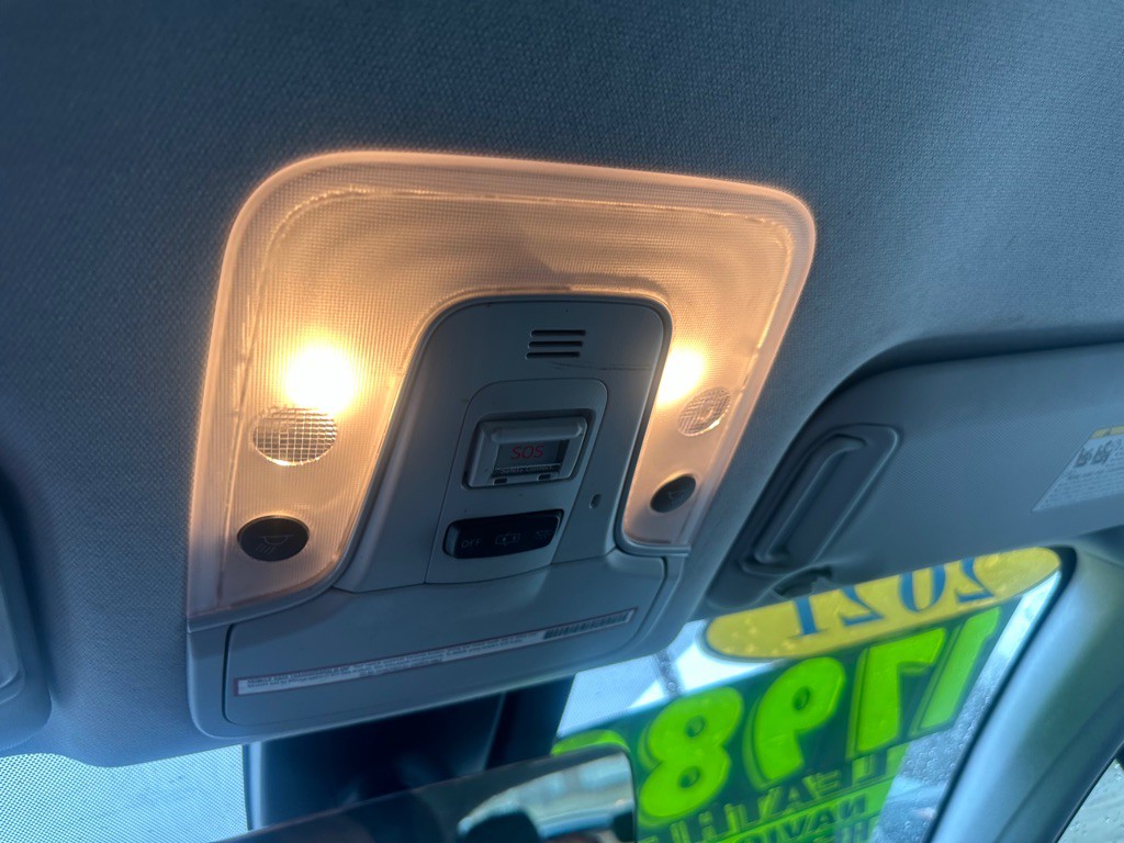 2021 Toyota Prius Image 18