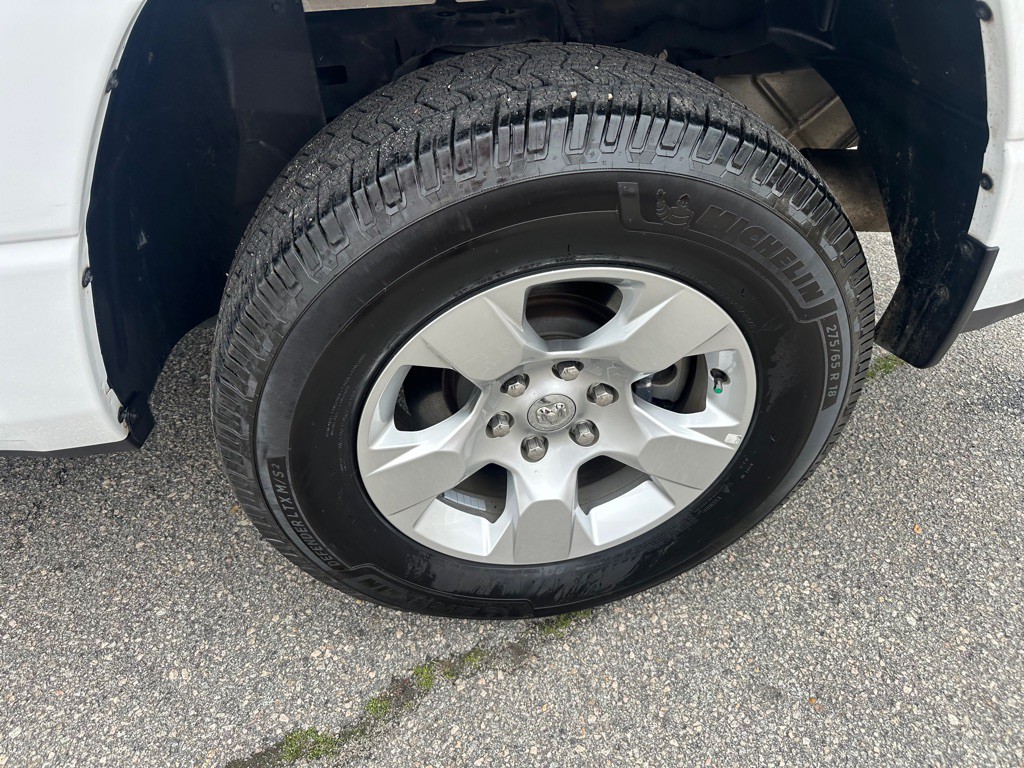 2022 RAM 1500 Image 9