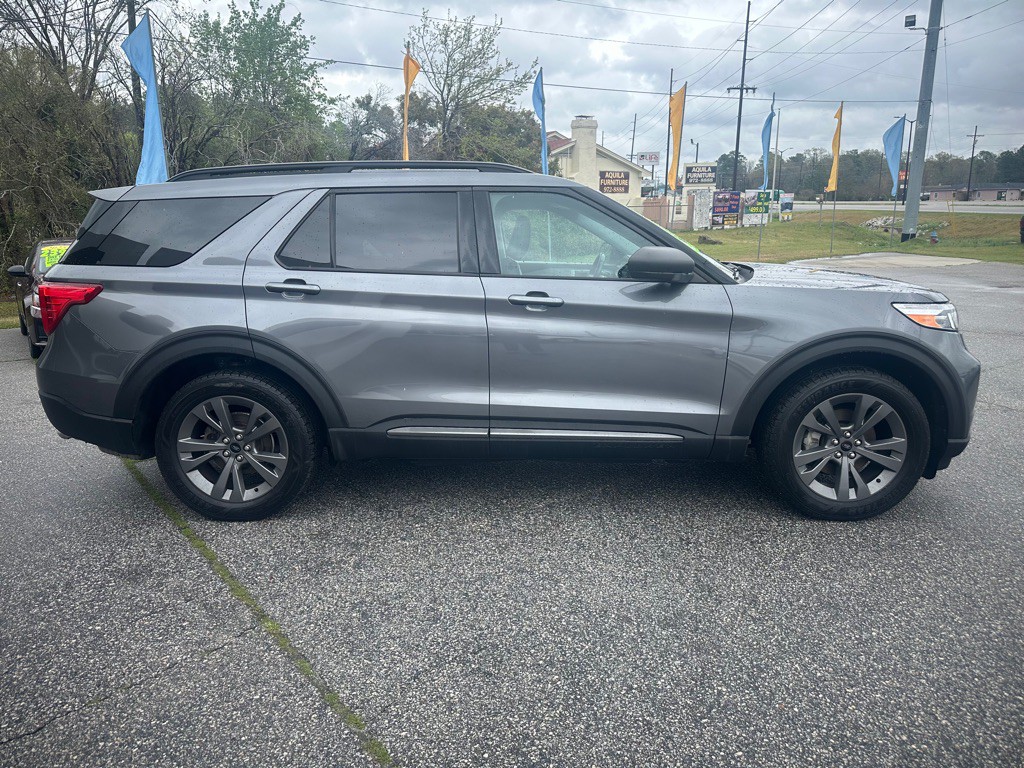 2021 Ford Explorer Image 10