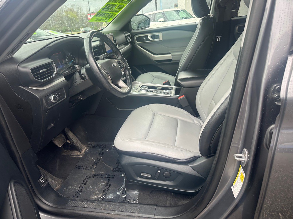 2021 Ford Explorer Image 18