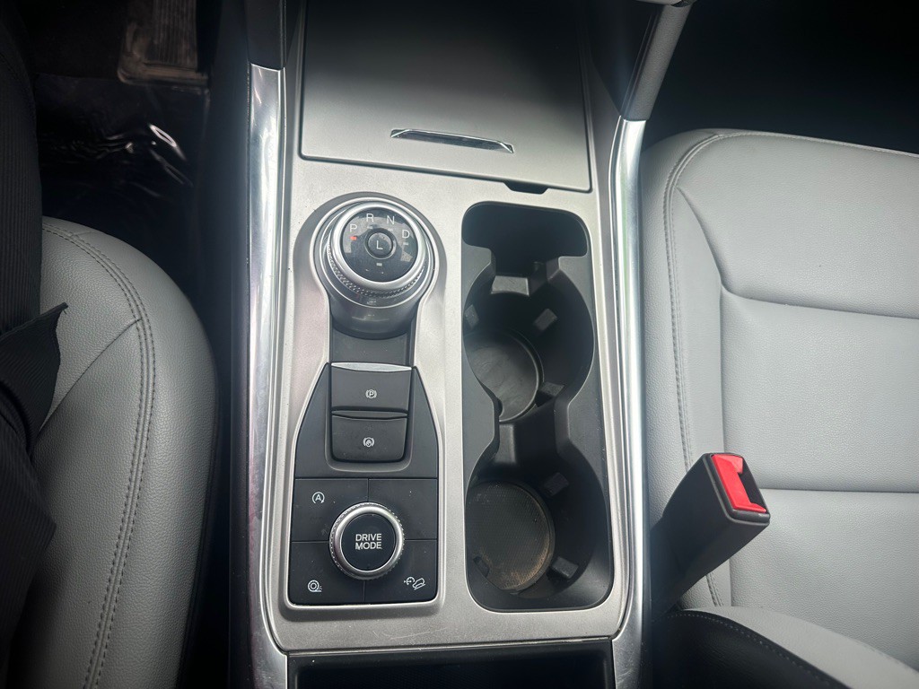 2021 Ford Explorer Image 24