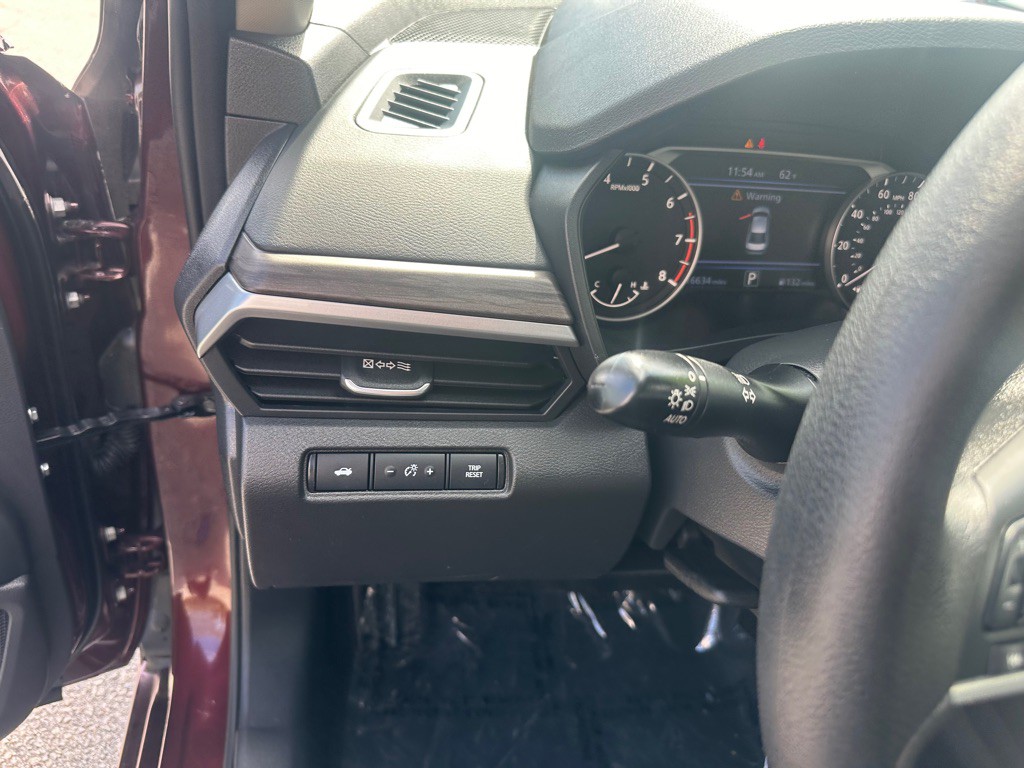 2025 Nissan Altima Image 13