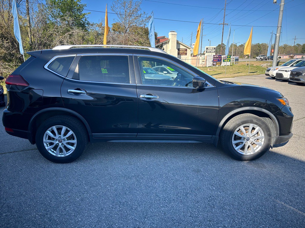 2018 Nissan Rogue Image 6