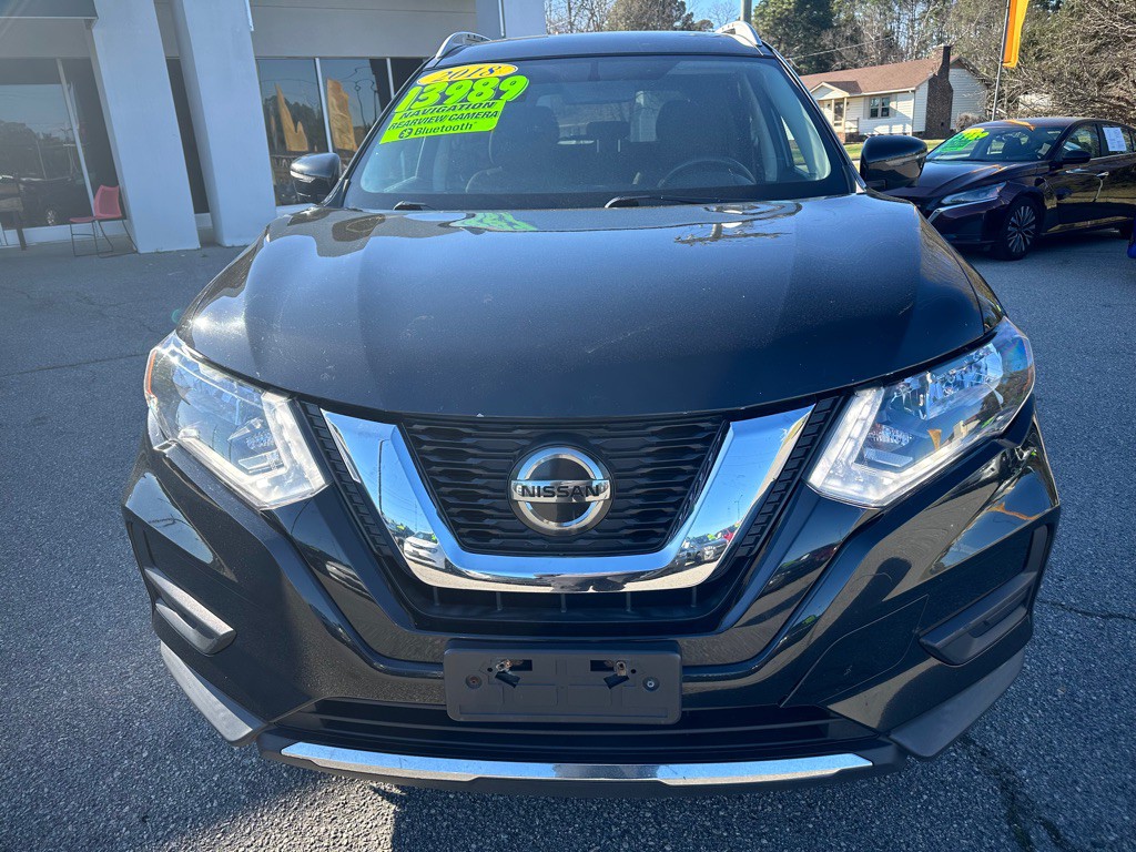 2018 Nissan Rogue Image 8