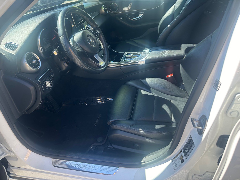 2017 Mercedes-Benz C-Class Image 10