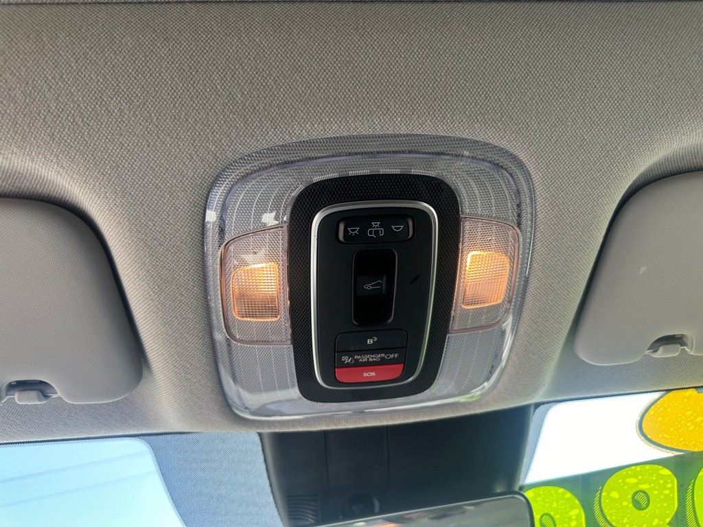 2025 Hyundai Elantra Image 19