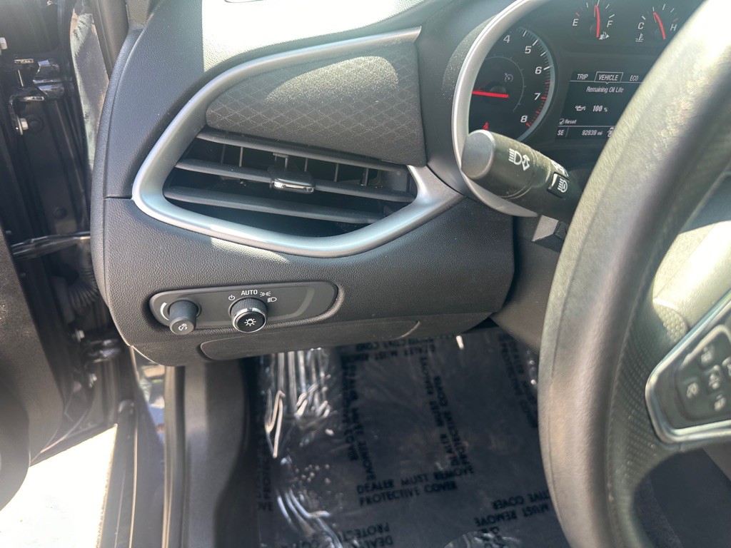 2023 Chevrolet Malibu Image 13