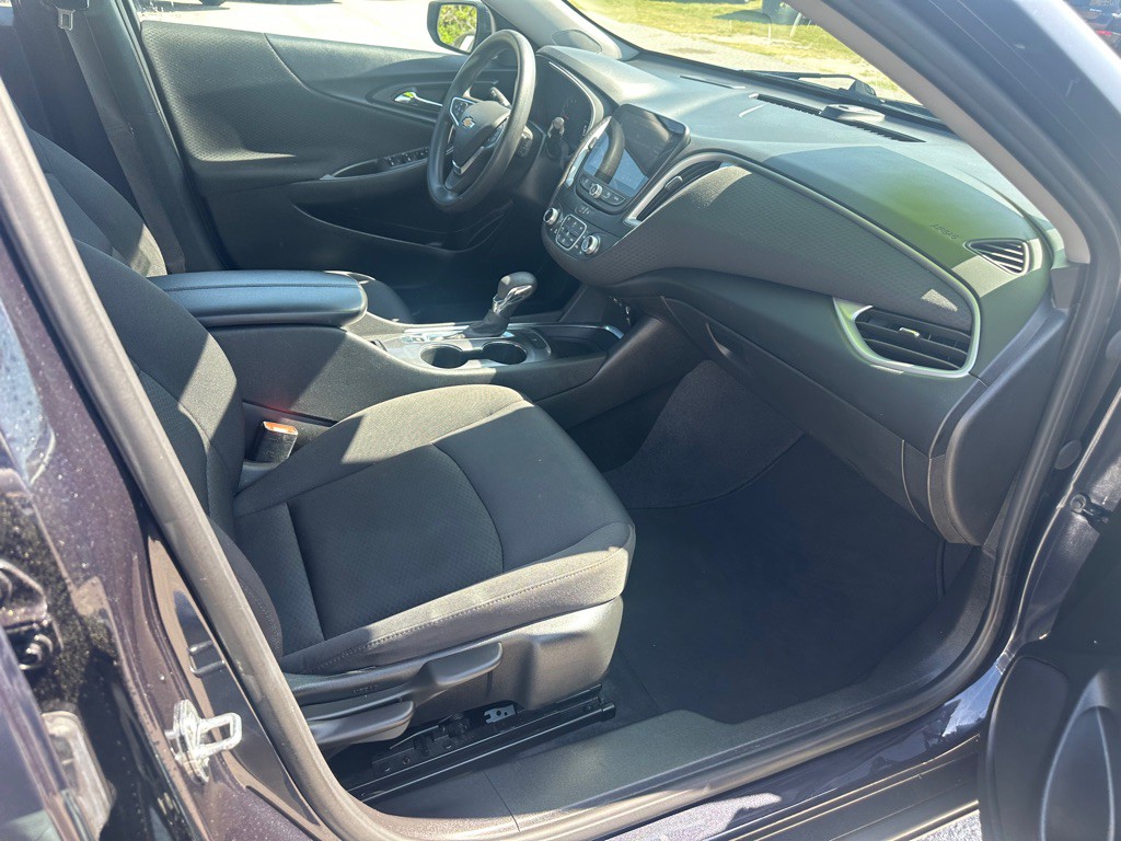 2023 Chevrolet Malibu Image 22