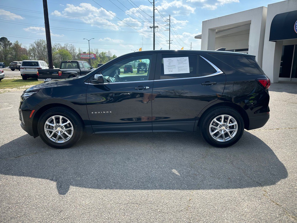 2023 Chevrolet Equinox Image 2