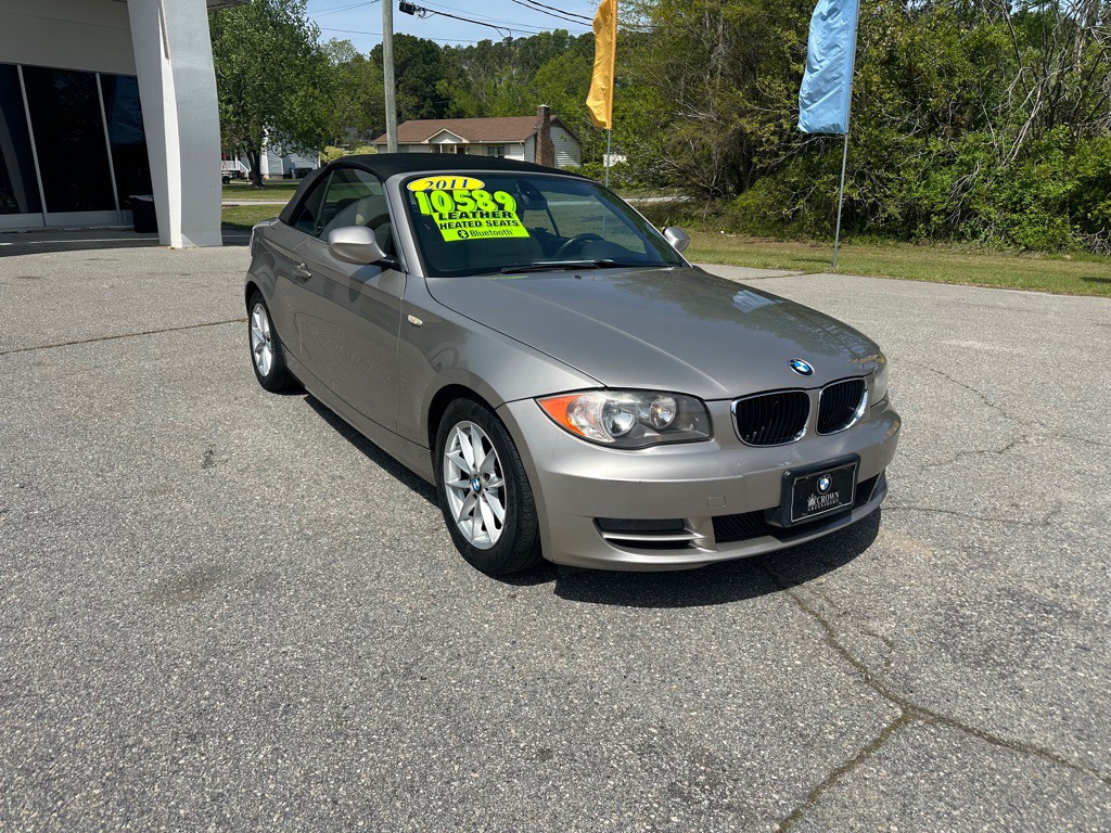 2011 BMW 1 Series Image 7