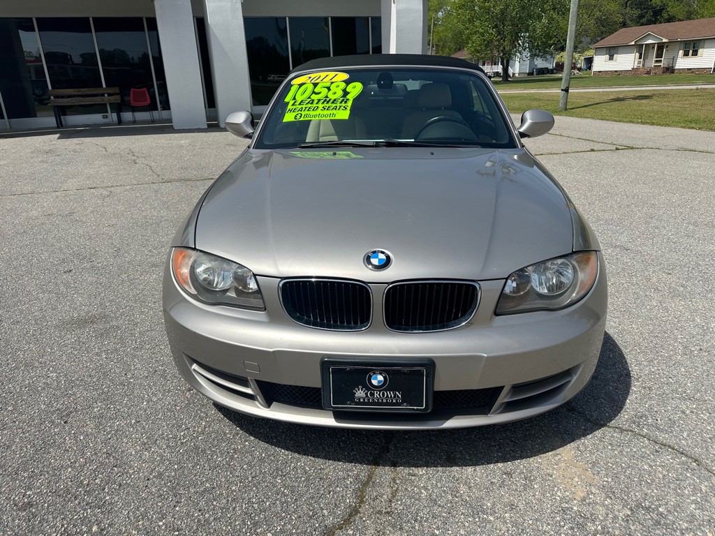 2011 BMW 1 Series Image 8
