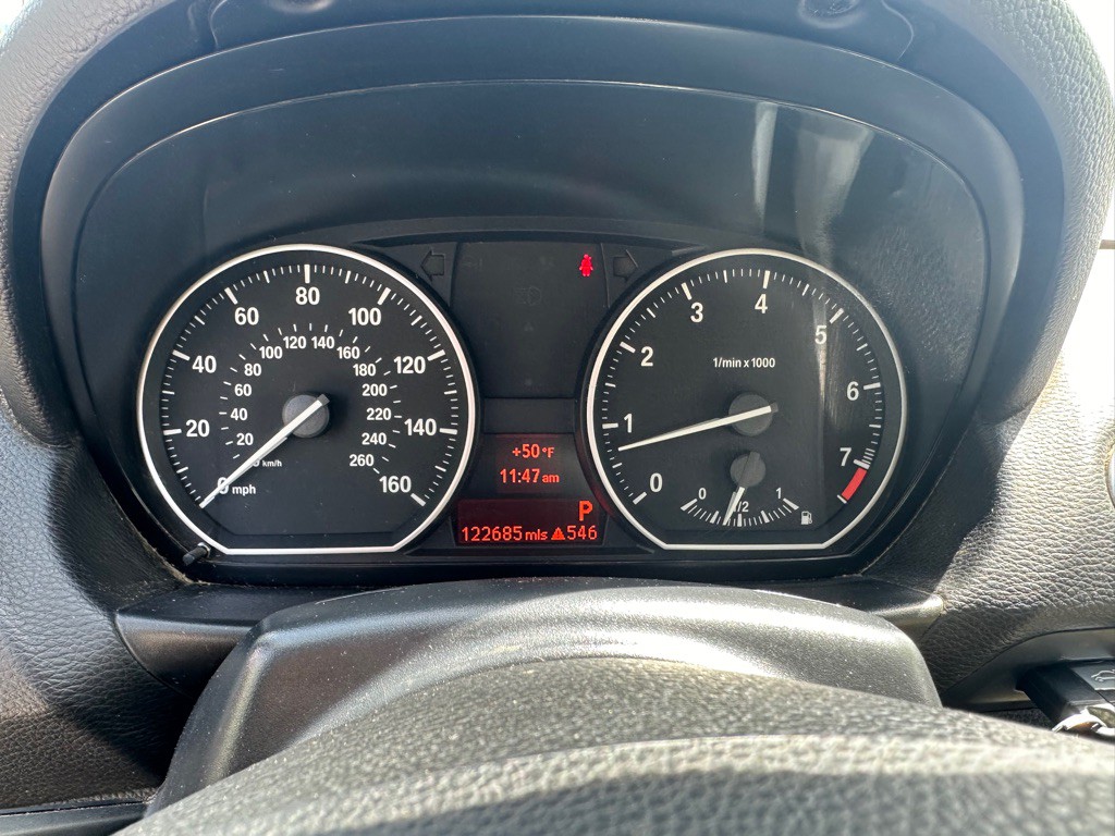 2011 BMW 1 Series Image 17
