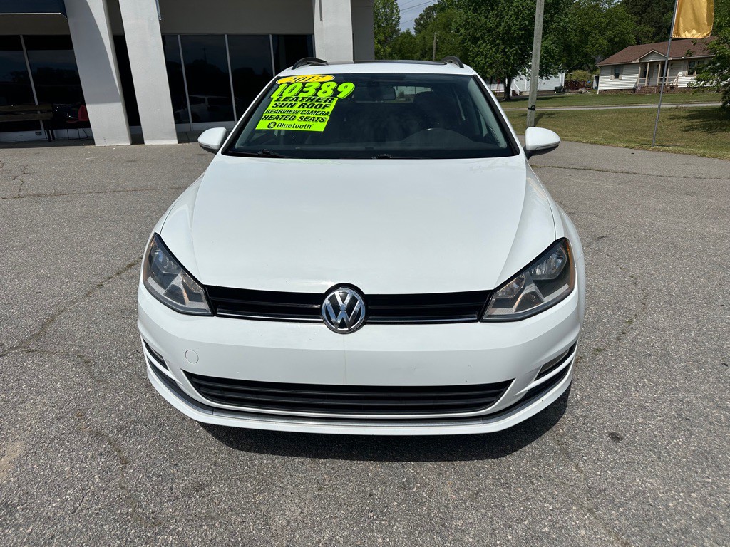 2017 Volkswagen Golf Image 8