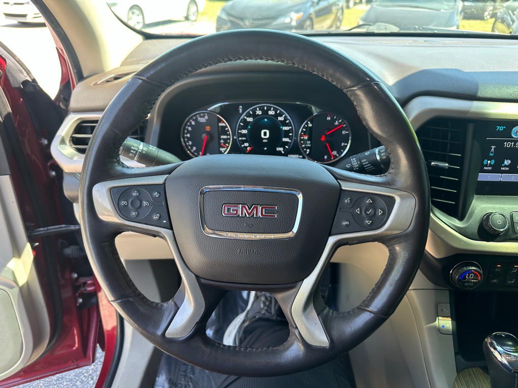 2019 GMC Acadia Image 17