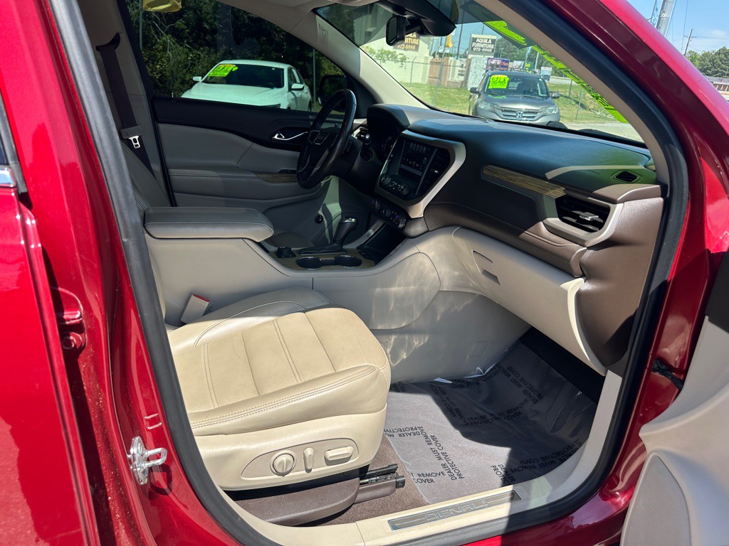 2019 GMC Acadia Image 24