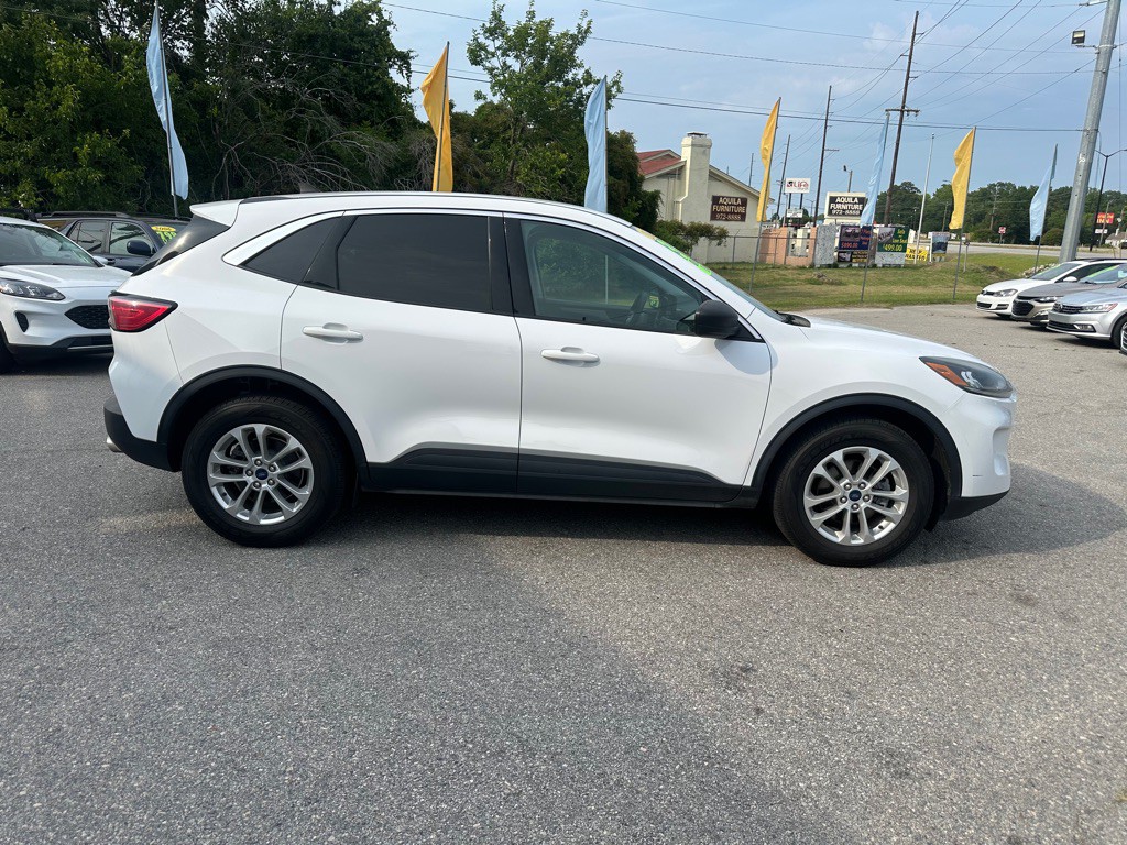 2022 Ford Escape Image 6