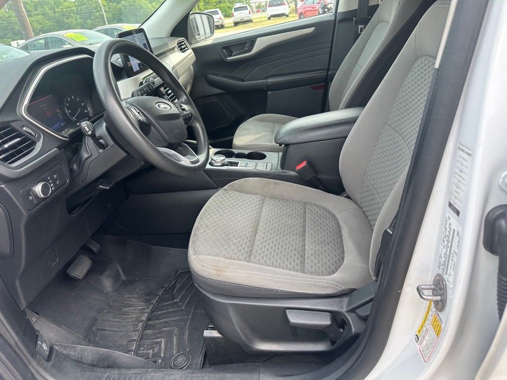 2022 Ford Escape Image 11