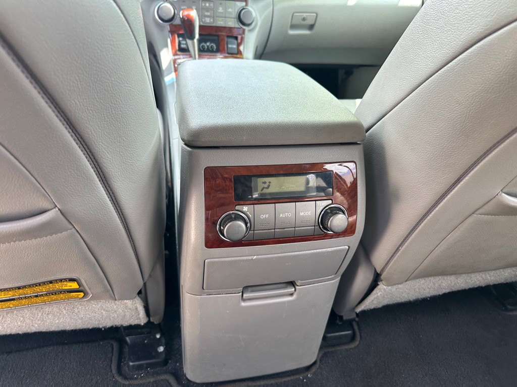 2013 Toyota Highlander Image 22