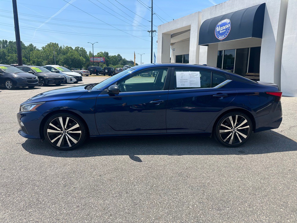 2019 Nissan Altima Image 2