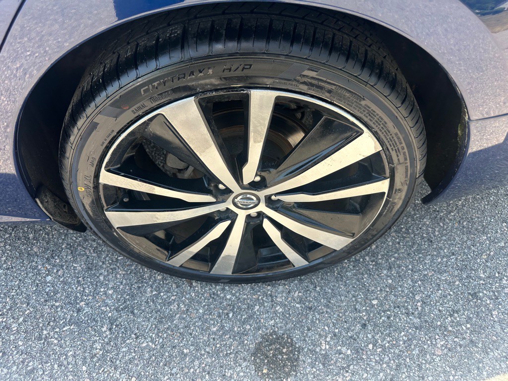 2019 Nissan Altima Image 9