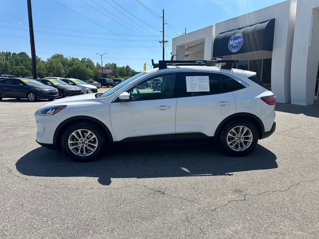 2021 Ford Escape Image 2