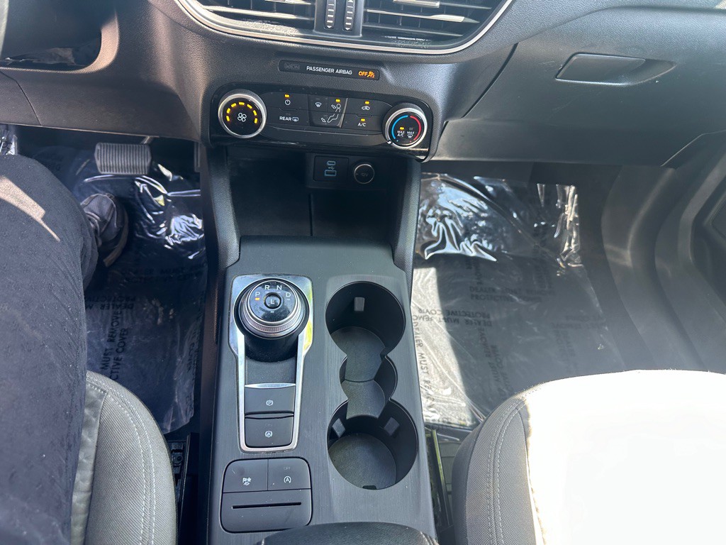 2021 Ford Escape Image 14