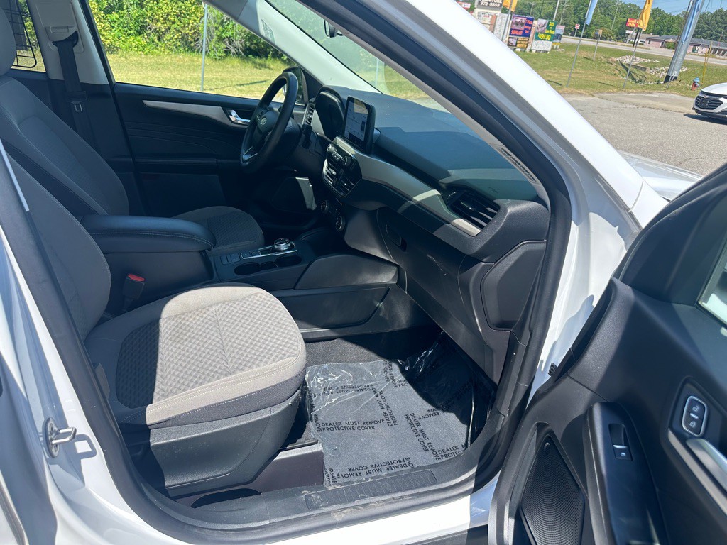 2021 Ford Escape Image 21