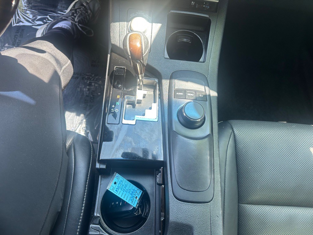2015 Lexus ES Image 14