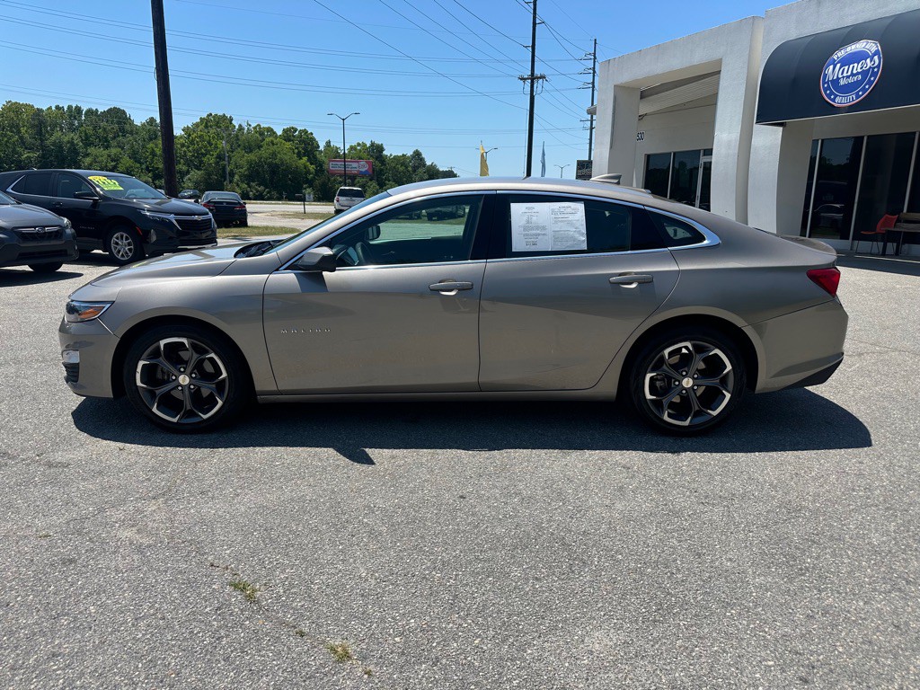 2023 Chevrolet Malibu Image 2