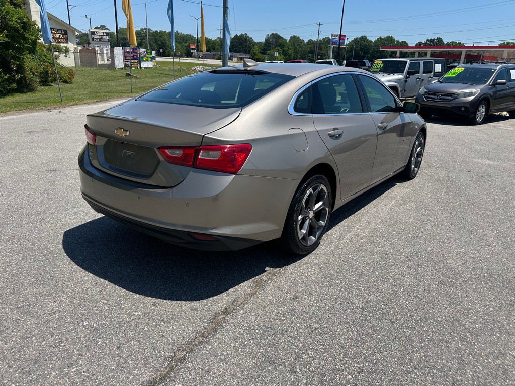 2023 Chevrolet Malibu Image 5