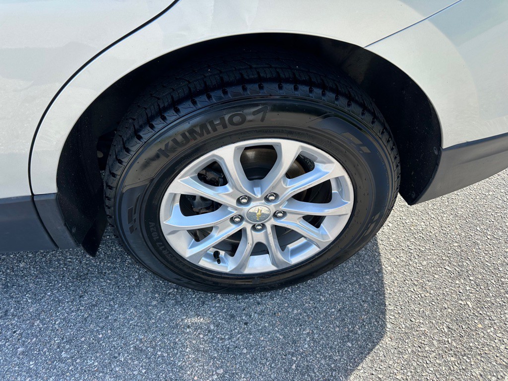 2020 Chevrolet Equinox Image 9