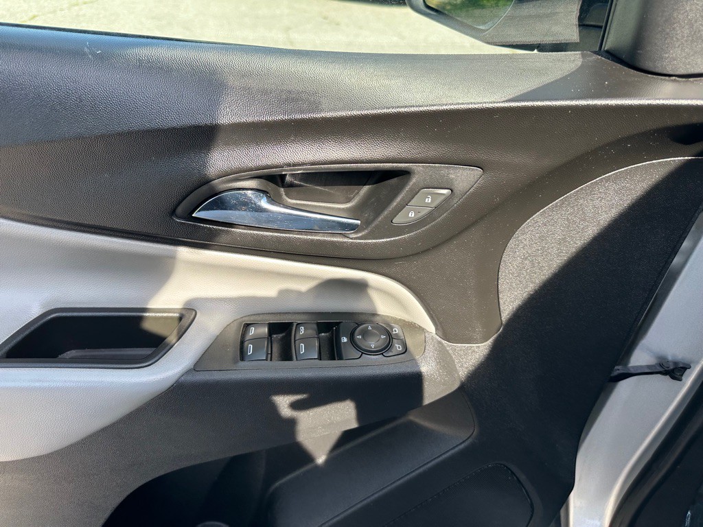 2020 Chevrolet Equinox Image 12