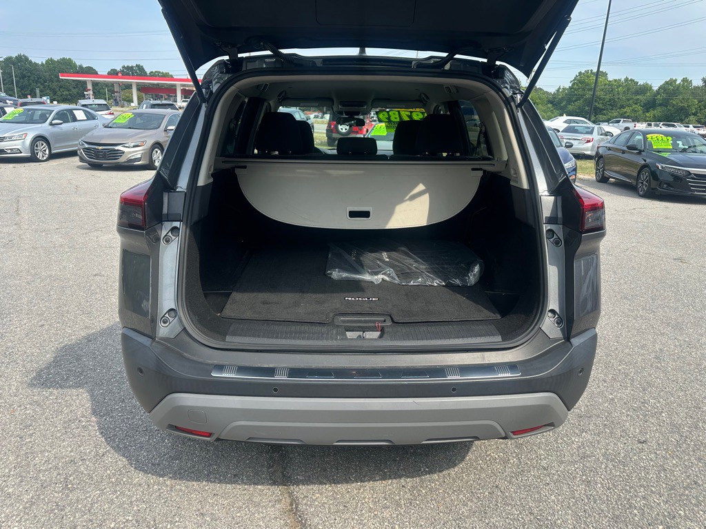 2023 Nissan Rogue Image 10
