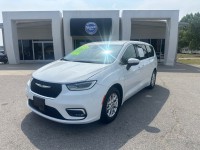 Image for 2023 Chrysler Pacifica Touring L ID: 7460869