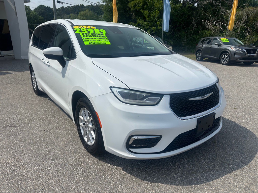 2023 Chrysler Pacifica Image 7