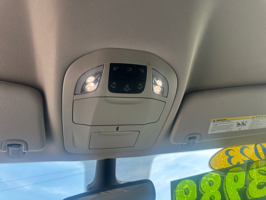 2023 Chrysler Pacifica Image 19