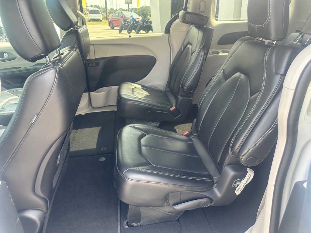 2023 Chrysler Pacifica Image 20