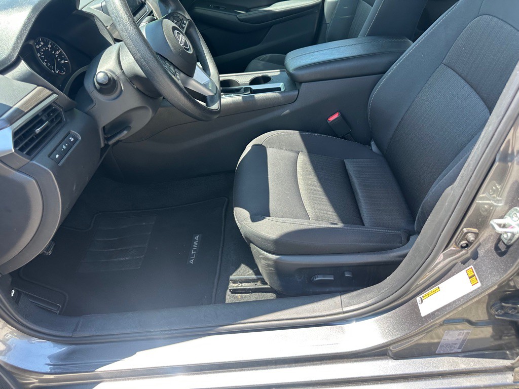 2025 Nissan Altima Image 11
