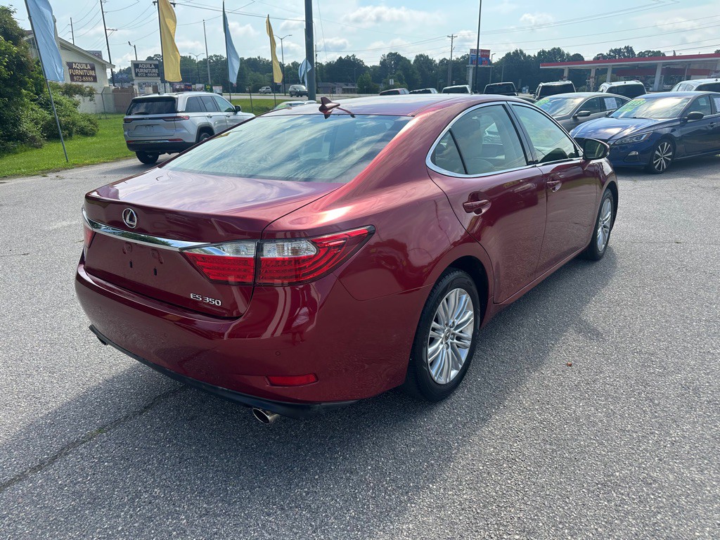 2013 Lexus ES Image 5