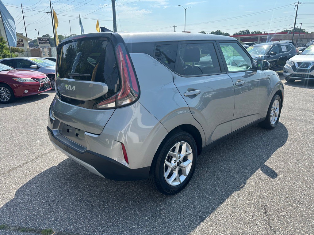 2023 Kia Soul Image 5